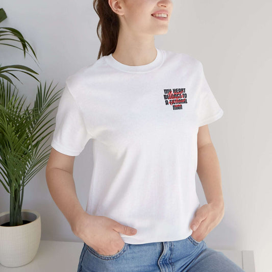 WTHINGS - T-Shirt "My heart belongs to a fictional man" für Buchliebhaber
